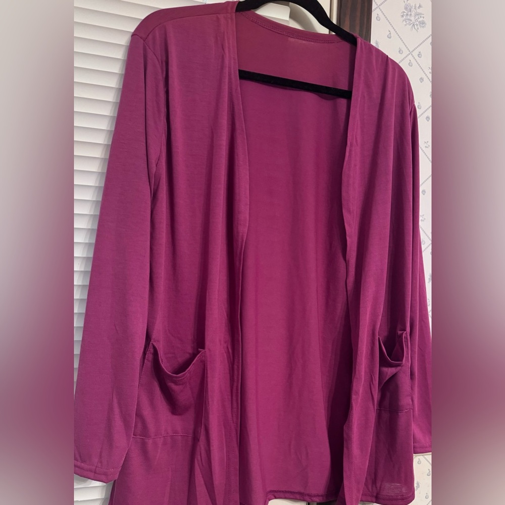 Maroon Sweater Large NWOT Amazon